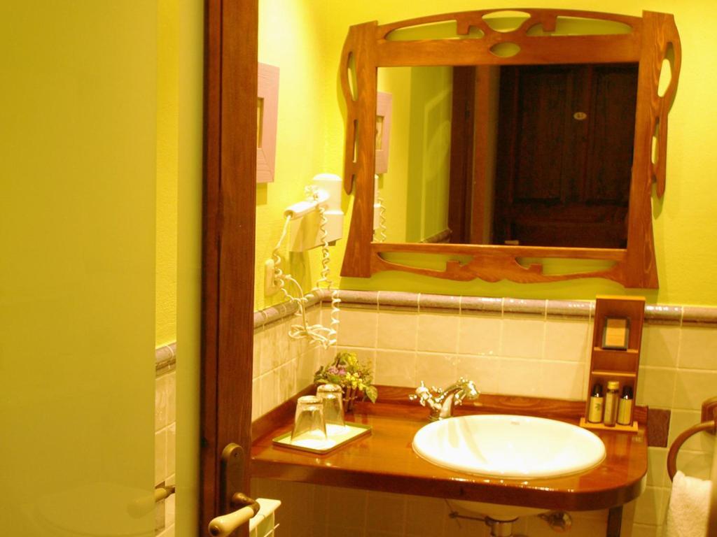 Casa Del Infanzon Hotell Sos del Rey Católico Rum bild